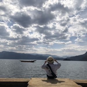 韩国中国最漂亮最漂亮最漂亮的美女刺激黄色网
